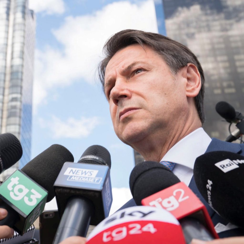 Conte al lavoro per difendere l'ambiente