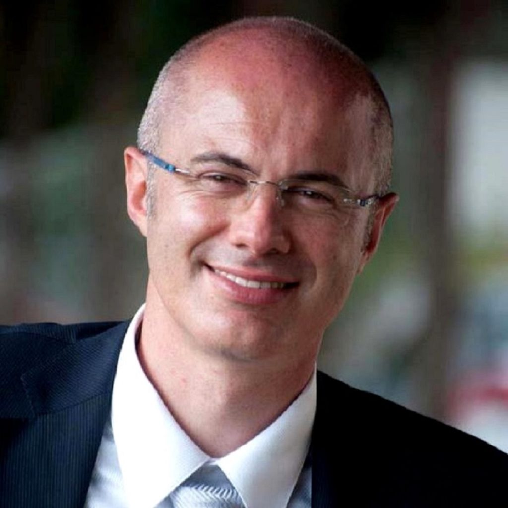 Il M5s chiede rispetto, D'Incà: "Ma il governo non è in discussione"