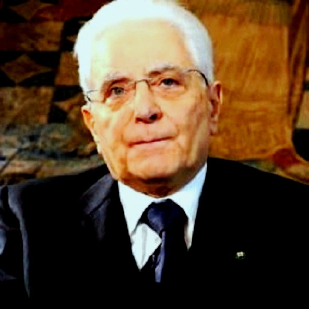 Mattarella: La sfida del Covid vinta con lo sforzo di tutti