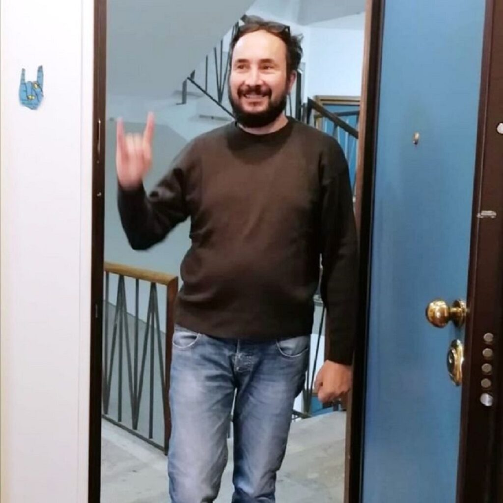 Prc: "Papa Francesco meglio dei governi occidentali, chiede pace e giusto salario"