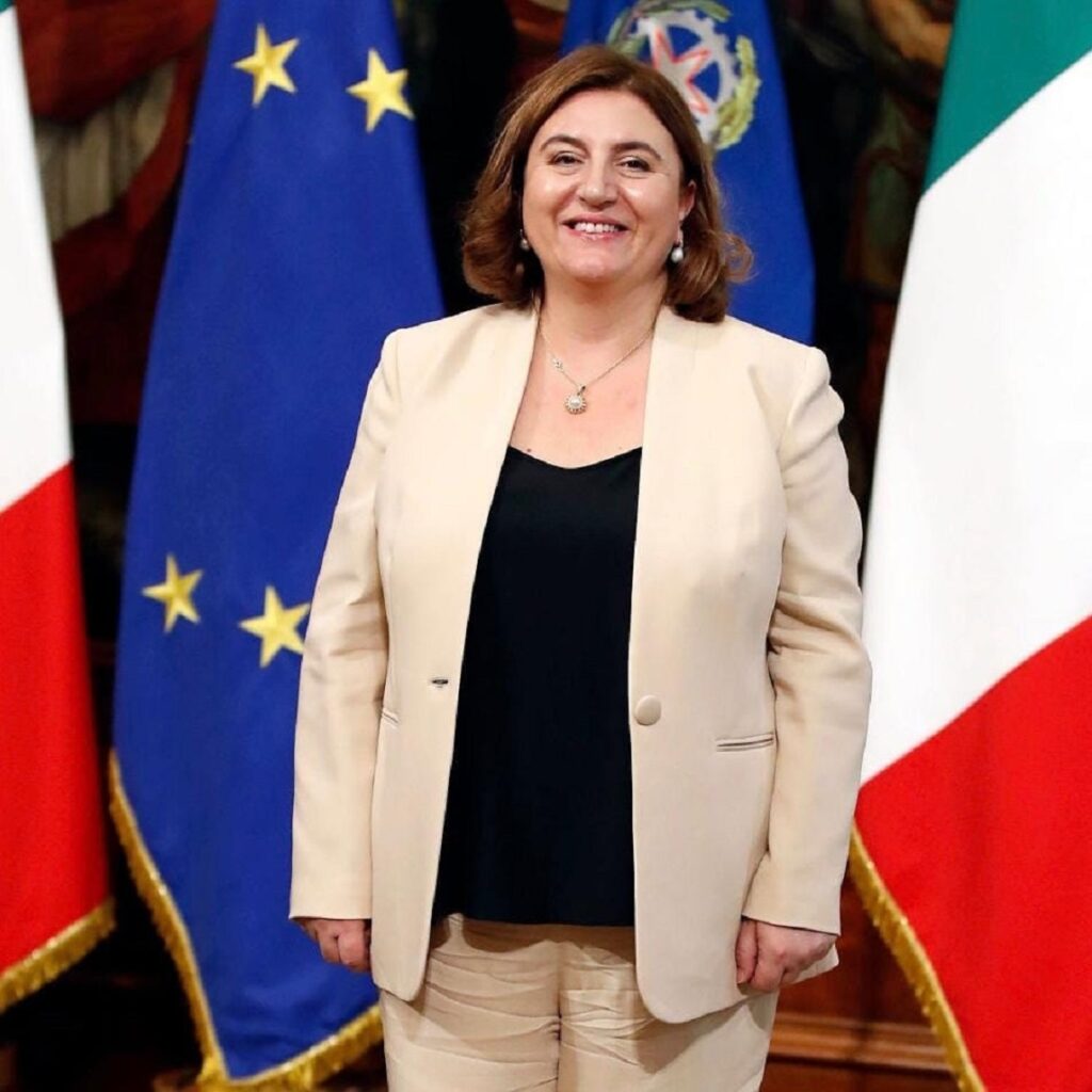 Catalfo vuole favorire l’ingresso di giovani e donne nel mercato del lavoro