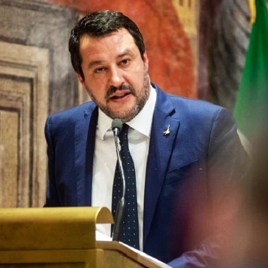 Genitore 1 e Genitore 2, ok della Corte d'Appello sulla carta d'identità. Salvini: "Decisione sbagliata"