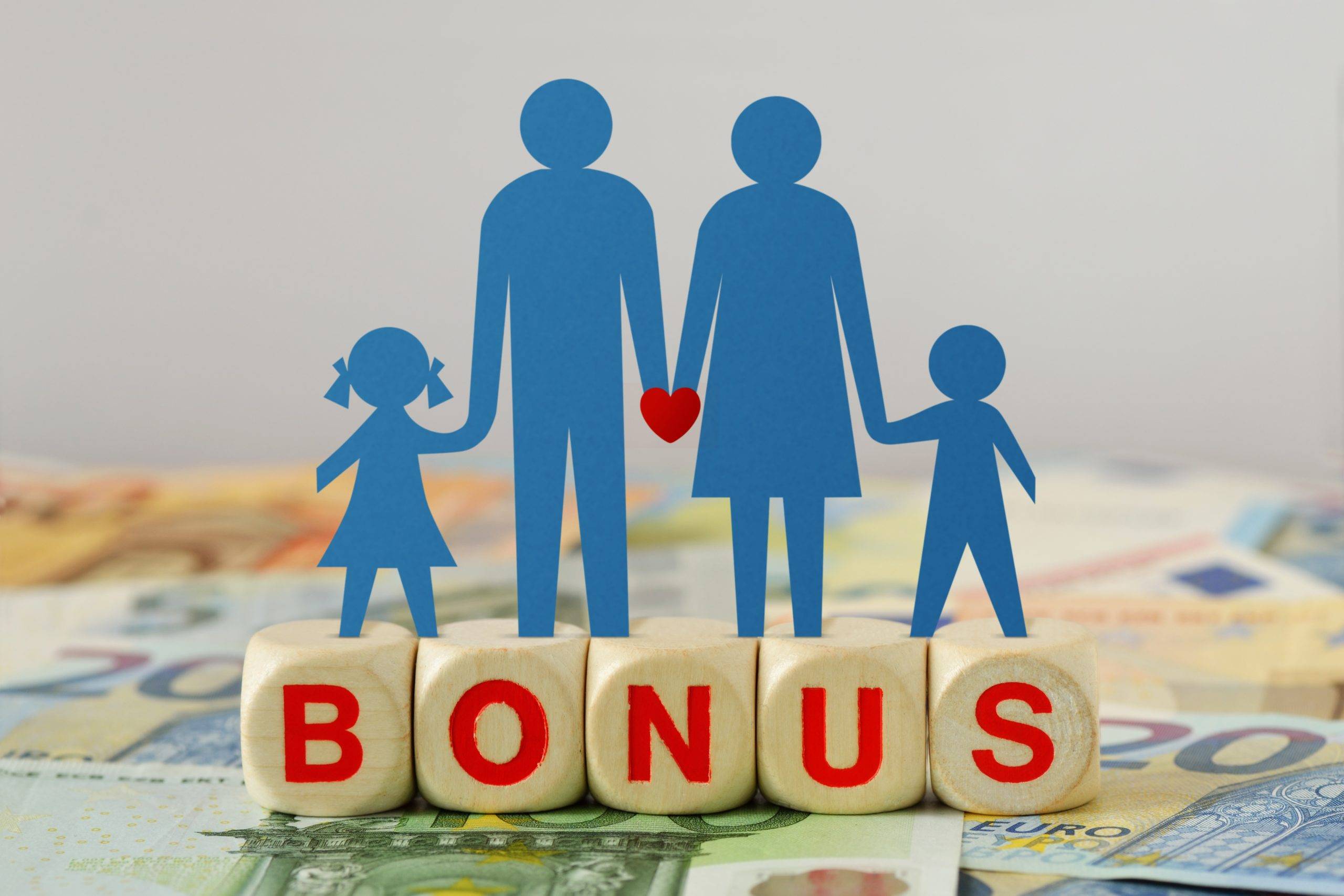 Bonus Nido 2025 - Le famiglie che soddisfano i criteri per la maggiorazione (ISEE sotto i 40.000 euro, nuovi nati dal 2024) possono ottenere fino a 3.600 euro all'anno.
