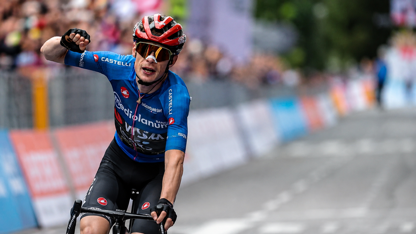 Giro d'Italia 2026: Vingegaard e Pellizzari nei Top e Flop della Settimana